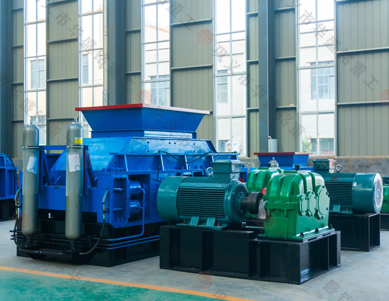 出口越南齒輥破碎機試機(jī)