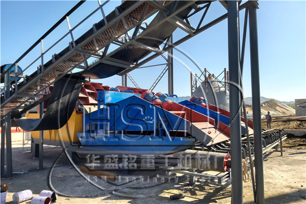 礦用雙齒輥（gǔn）破碎機