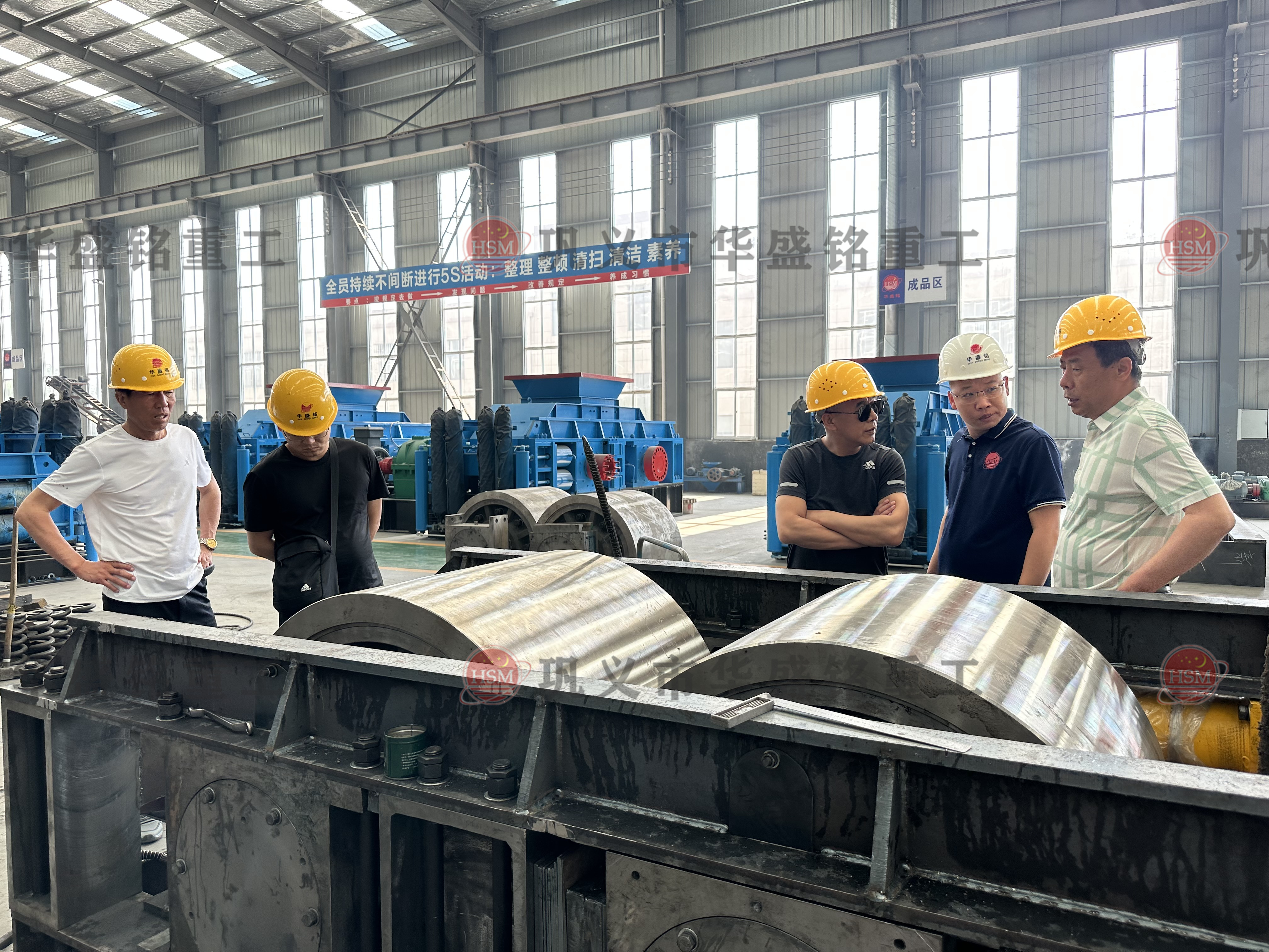 液壓製砂機輥(gǔn)皮 液壓製砂(shā)機輥(gǔn)皮