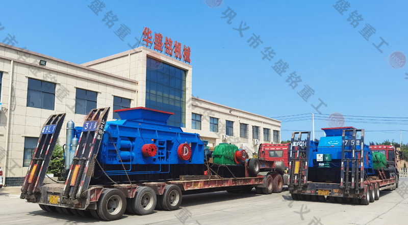 1.2*1米的破碎鋼(gāng)渣的對輥(gǔn)破碎機