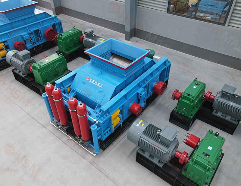 數控液壓對輥(gǔn)製砂機