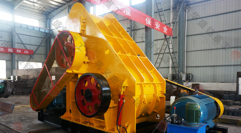 1000x800雙級錘式製砂機（jī）發貨