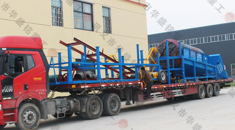 大（dà）型濕（shī）料（liào）滾筒篩發貨