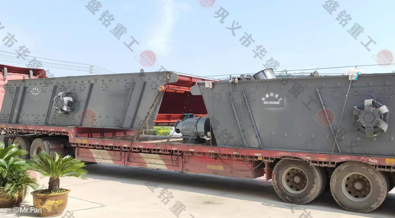 大型振動篩沙（shā）機發往內蒙古